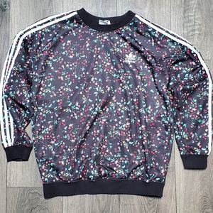 Adidas Crewneck Sweatshirt Black with Multi-colored Flowers and Leaves Medium